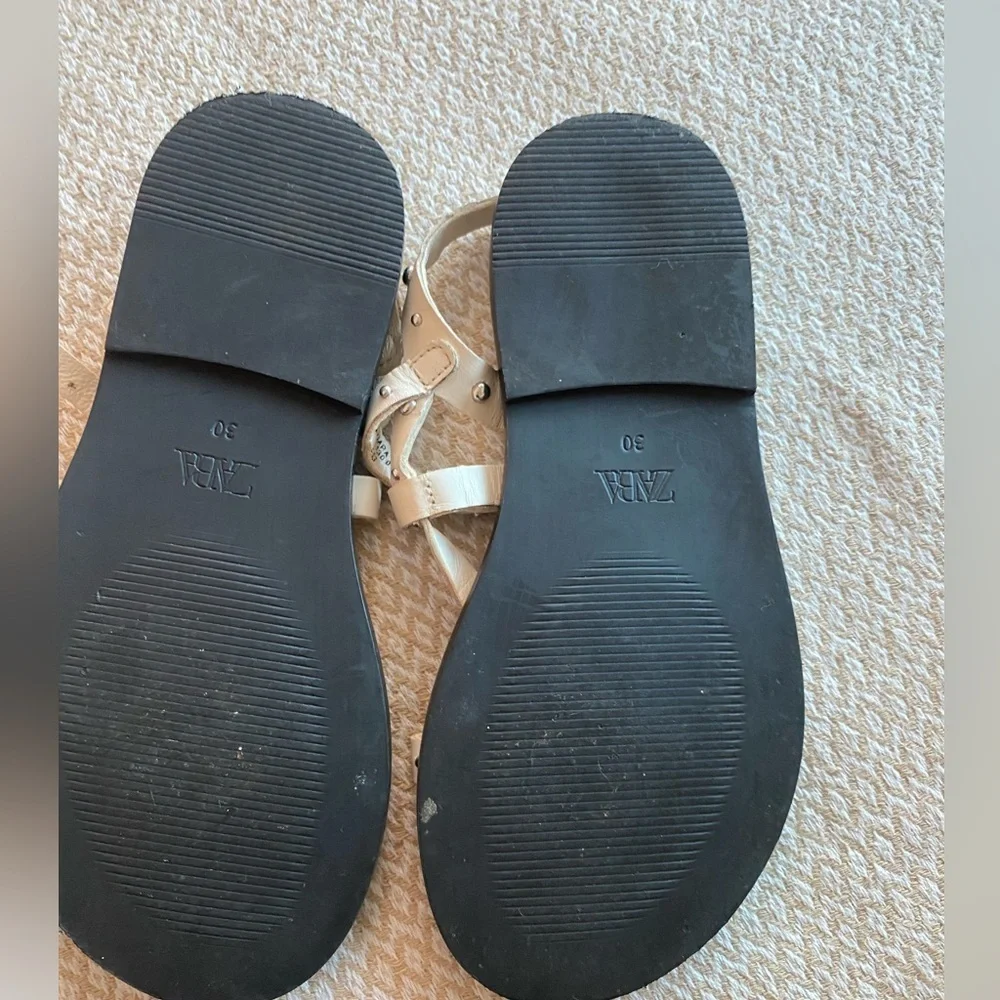 Zara Cream white leather summer Kids White Studded Sandals EU 30 (US 12) - Picture 5 of 5
